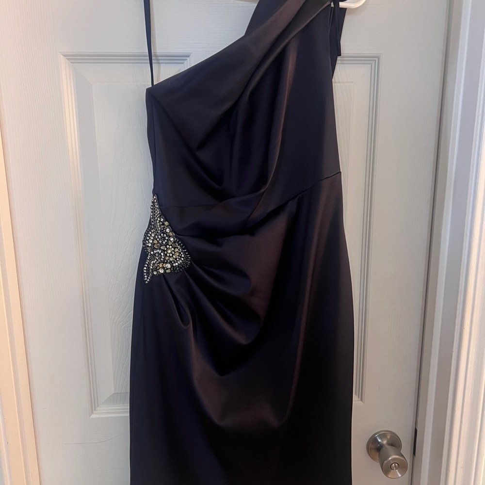 Elegant One-Shoulder Navy Dress